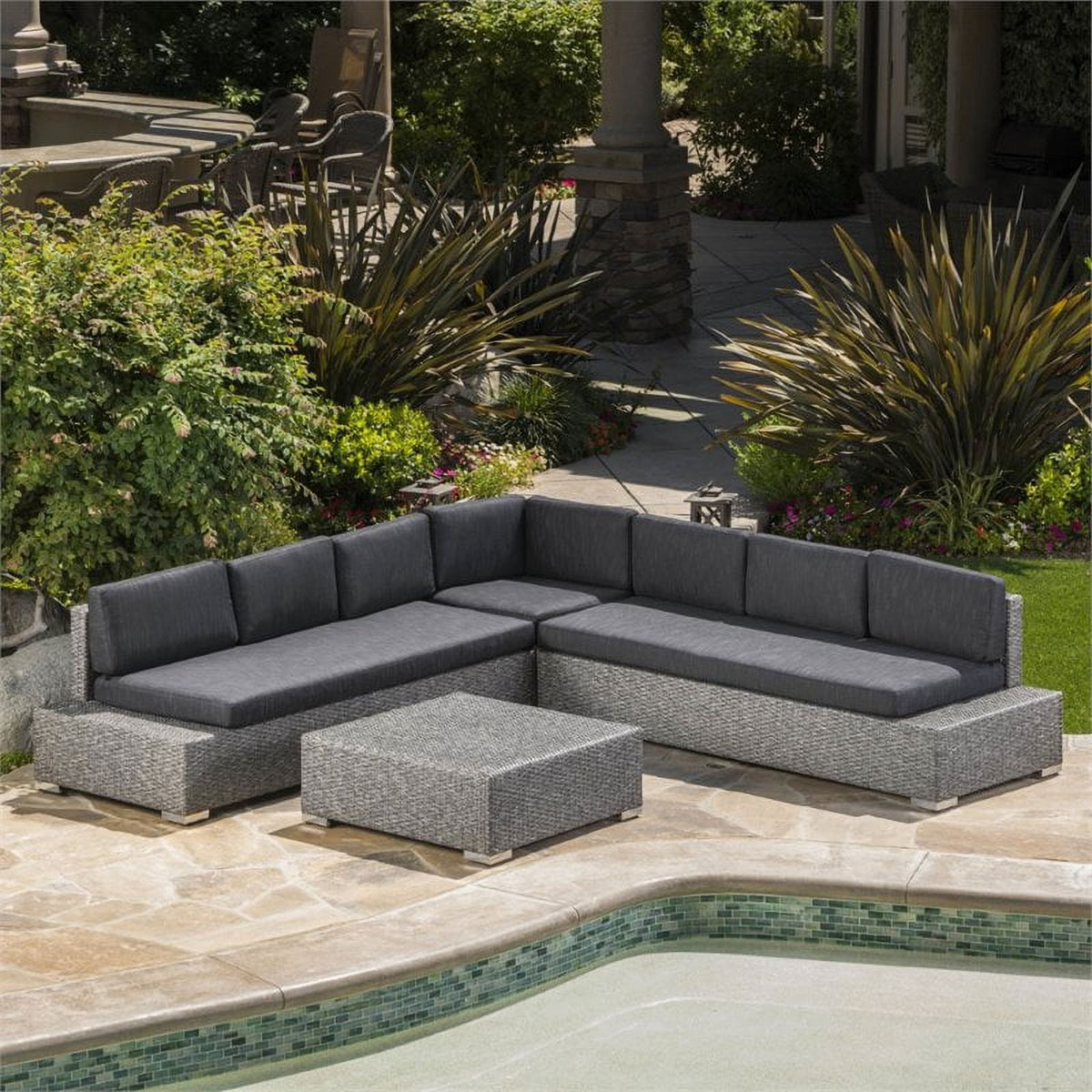 3 Piece Outdoor Wicker Sectional Sofa Set in Black D277