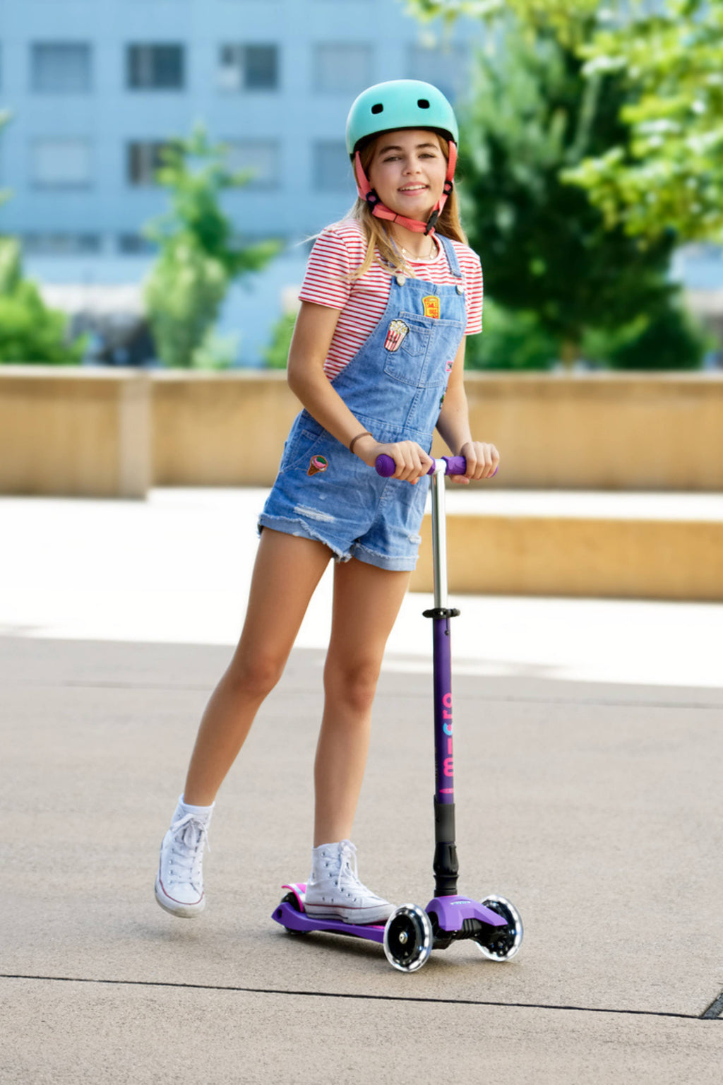 Foldable LED Scooter B512225