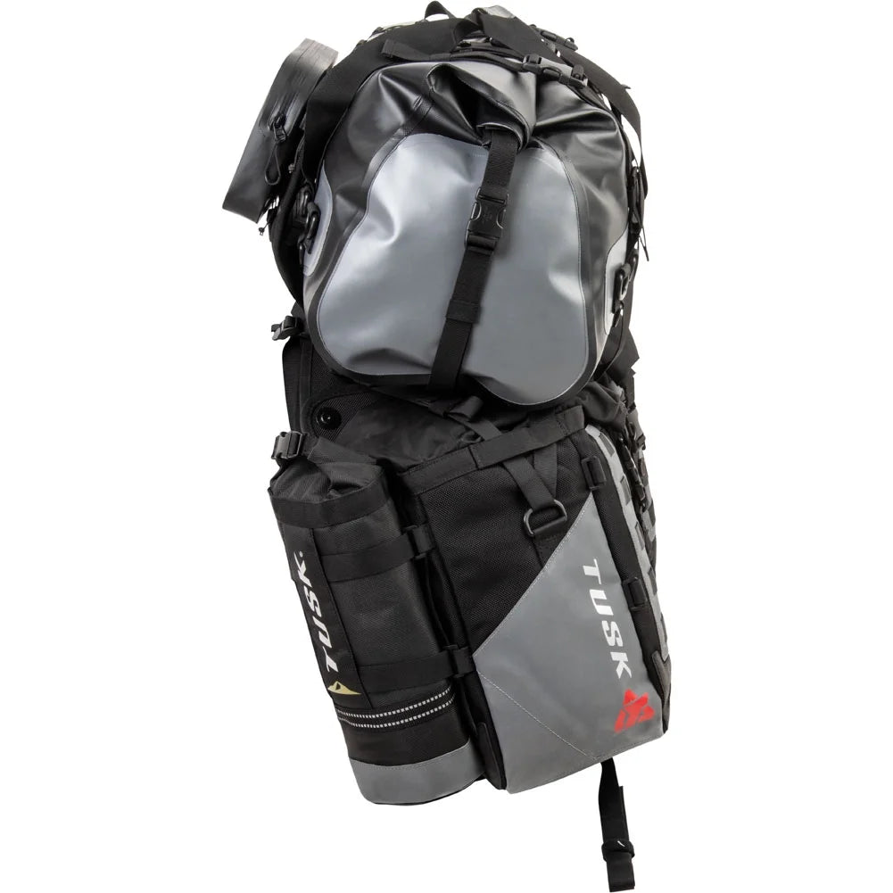 Rackless Luggage System with Medium Dry Duffel and Large Bottle Holders C631302