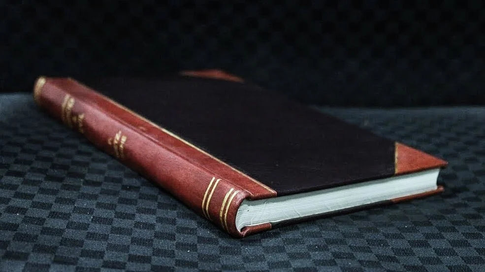 Leatherbound Book O710551