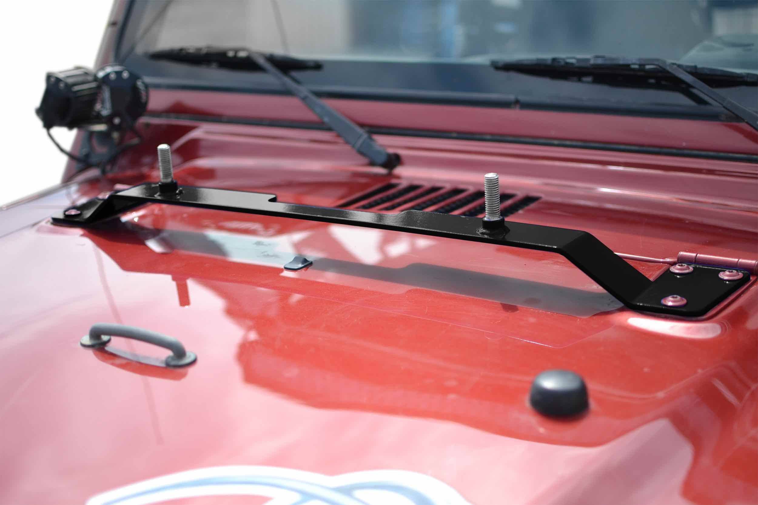 Black Hood Mount Kit D99433