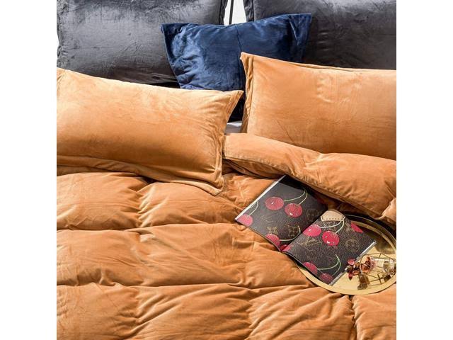 Camel Velvet Flannel Queen 3 Piece Duvet Cover Set B826465