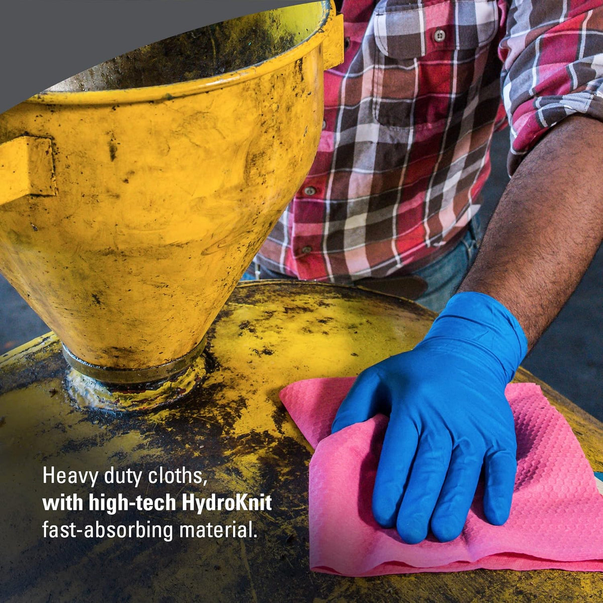 Red Heavy Duty Cloths Jumbo Roll, 475 Sheets B62625