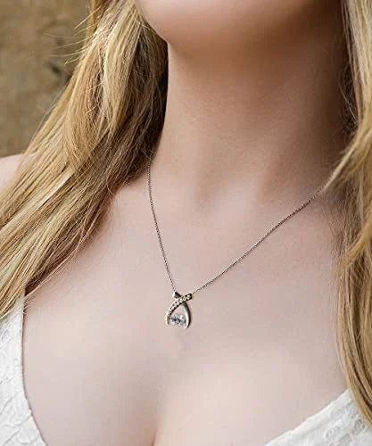 Grandmother Wishbone Dancing Necklace C9557